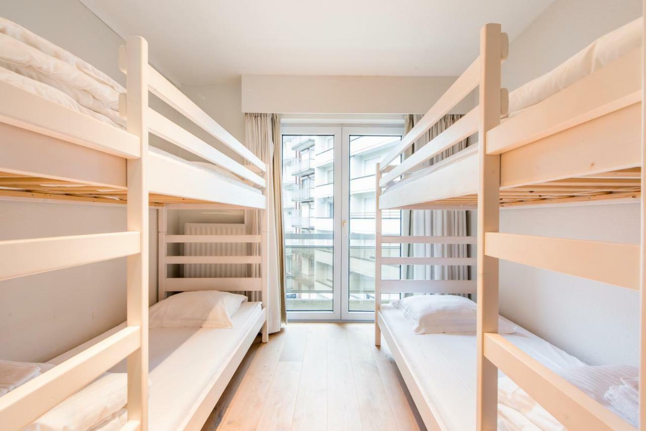 Ruim En Modern Appartement Te Knokke Nabij De Dijk Esterno foto